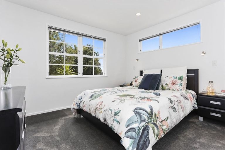 Photo of property in 8 Illana Place, Ranui, Auckland, 0612