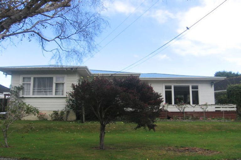 Photo of property in 169 Riverside Drive, Waiwhetu, Lower Hutt, 5010