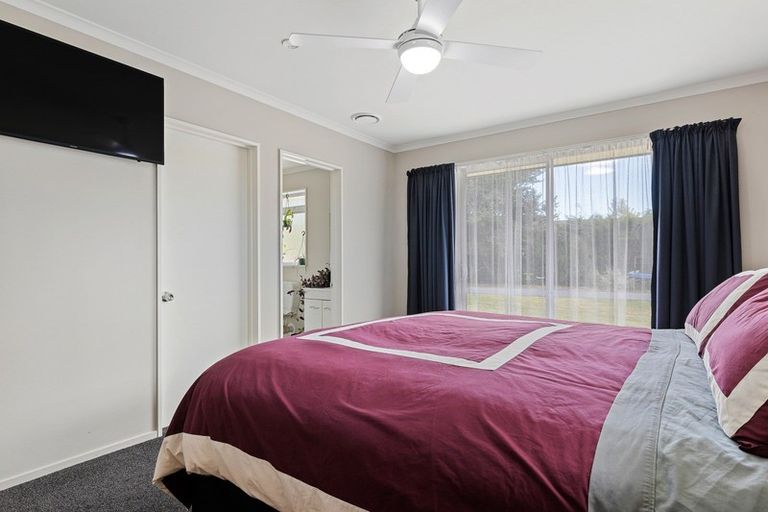 Photo of property in 8 Newton Place, Amberley, 7410