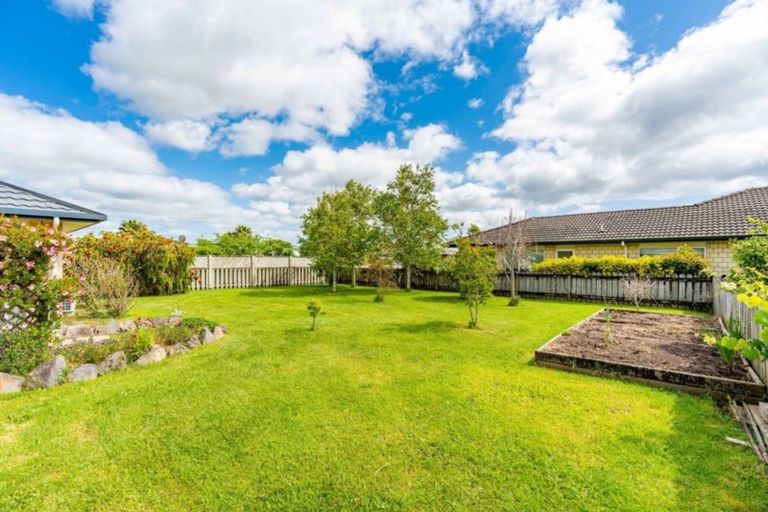 Photo of property in 17 Shoemaker Road, Waipu, 0510