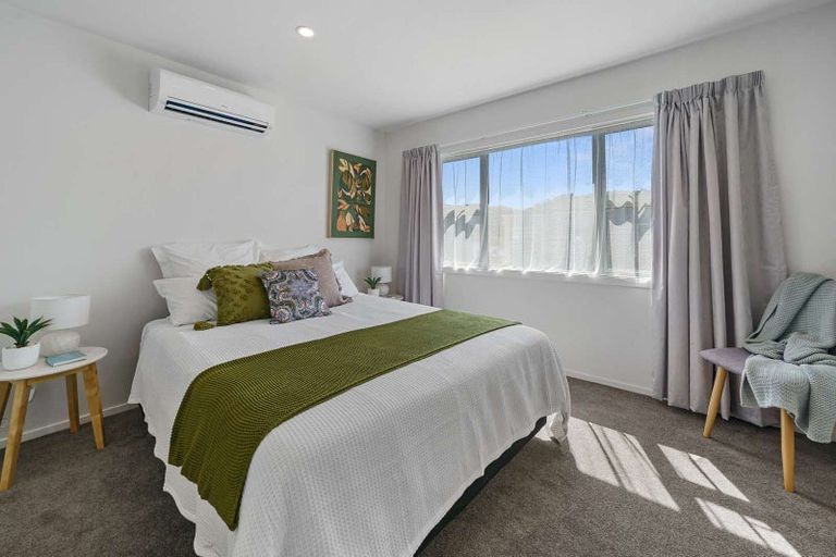 Photo of property in 1117b High Street, Taita, Lower Hutt, 5011