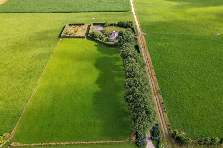 Photo of property in 1048 Normanby Road, Manaia, Hawera, 4678