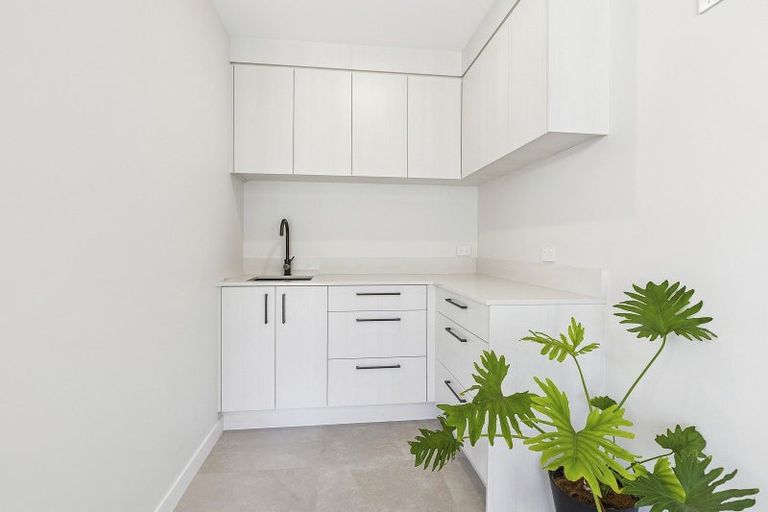 Photo of property in 152 Campbell Street, Karori, Wellington, 6012