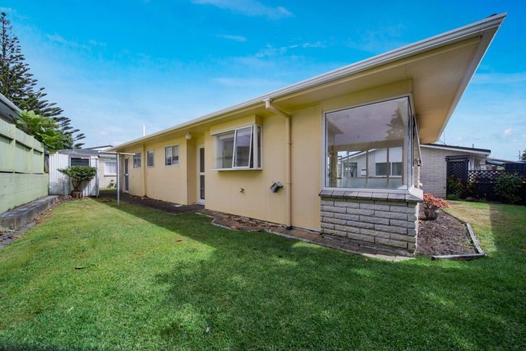 Photo of property in 30c Sackville Street, Fitzroy, New Plymouth, 4312