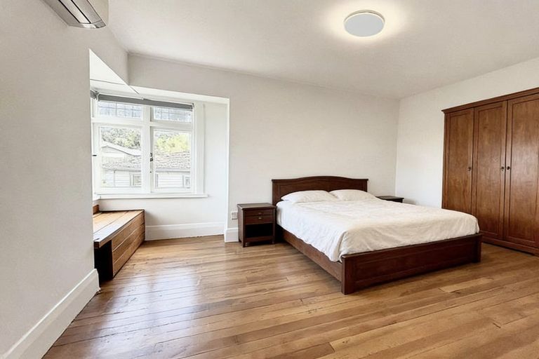 Photo of property in 95 Rosedale Road, Pinehill, Auckland, 0632