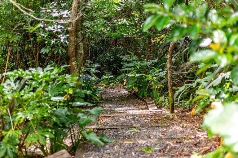 Photo of property in 24 Sailmaker Close, Whitby, Porirua, 5024