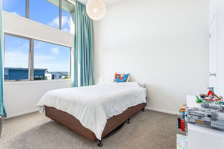 Photo of property in 61 Buckley Avenue, Hobsonville, Auckland, 0616
