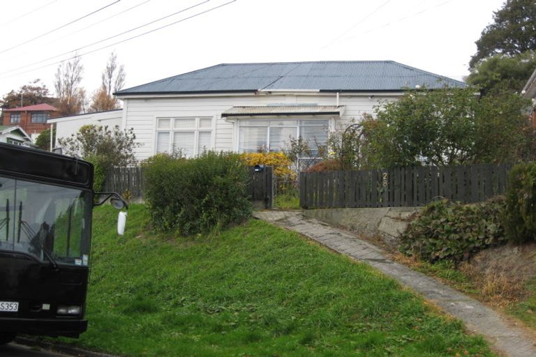 Photo of property in 28 Walton Street, Kaikorai, Dunedin, 9010