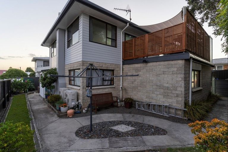 Photo of property in 34b Karaka Road, Otumoetai, Tauranga, 3110