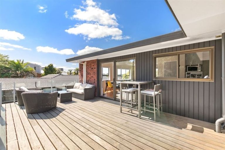 Photo of property in 19 Palmyra Way, Half Moon Bay, Auckland, 2012