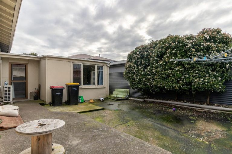Photo of property in 16 Charles Street, Grasmere, Invercargill, 9810