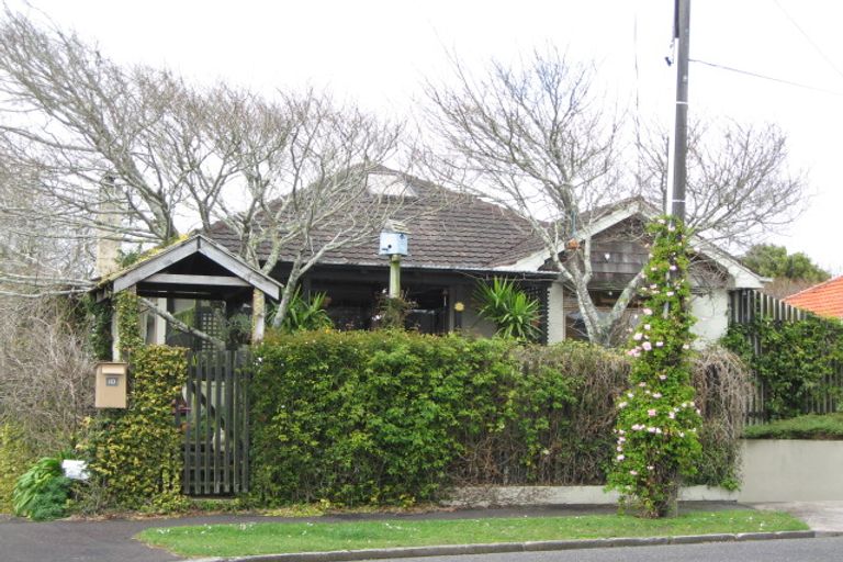 Photo of property in 10a Turi Street, Welbourn, New Plymouth, 4312