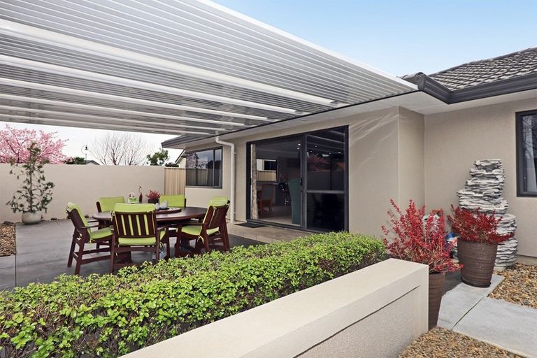 Photo of property in 9 Pinotage Drive, Greenmeadows, Napier, 4112