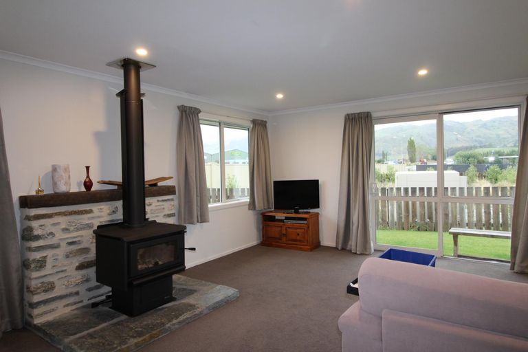 Photo of property in 11 Phoenix Place, Cromwell, 9310