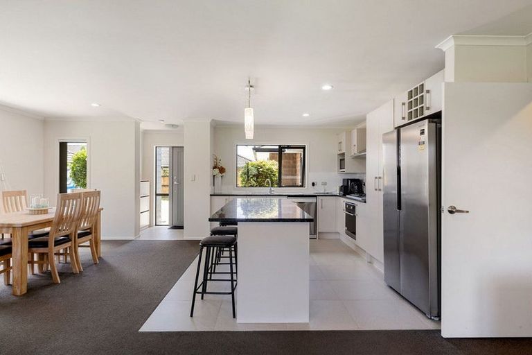 Photo of property in 2a Ihimaera Terrace, Leamington, Cambridge, 3432