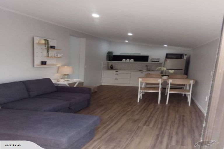 Photo of property in 2/19 Oban Road, Browns Bay, Auckland, 0630