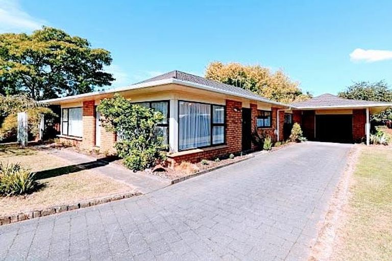 Photo of property in 26 Cooper Place, Chedworth, Hamilton, 3210