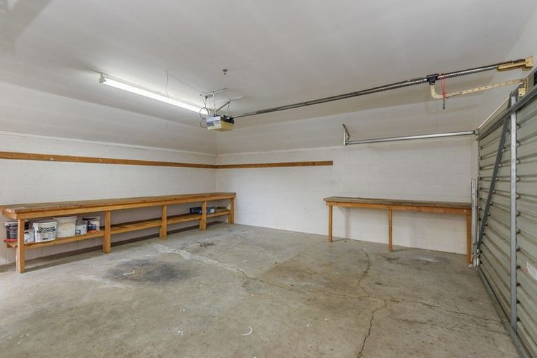 Photo of property in 28 Allard Street, Edgeware, Christchurch, 8013