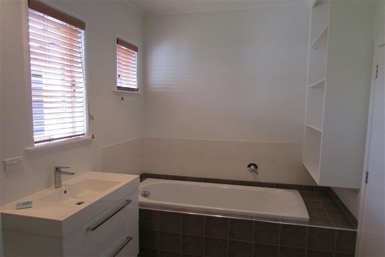 Photo of property in 26 Laurence Street, Manly, Whangaparaoa, 0930