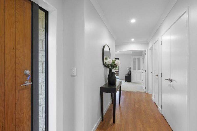 Photo of property in 1/736 Sandy Knolls Road, West Melton, Christchurch, 7675