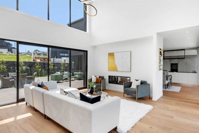 Photo of property in 5 Third Fairway Place, Albany, Auckland, 0632