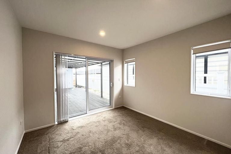 Photo of property in 40 Holcroft Street, Papakura, 2110