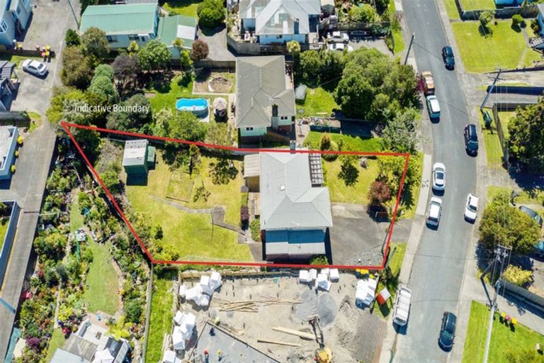 Photo of property in 11 Sarona Avenue, Glen Eden, Auckland, 0602