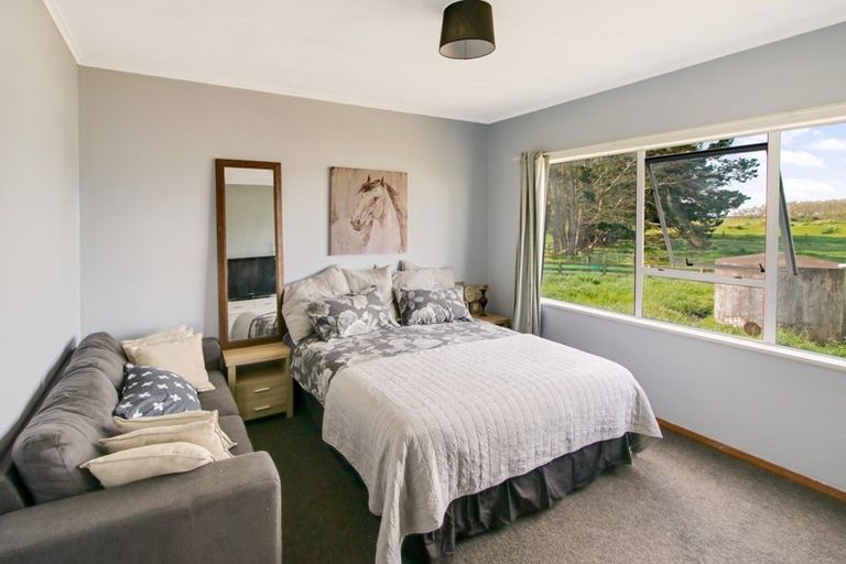 Photo of property in 82 Himatangi Beach Road, Himatangi, Foxton, 4891