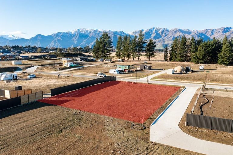 Photo of property in 10 Lost Burn Road, Lake Hawea, 9382