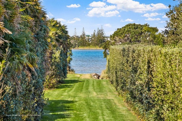 Photo of property in 256b Point Wells Road, Point Wells, 0986
