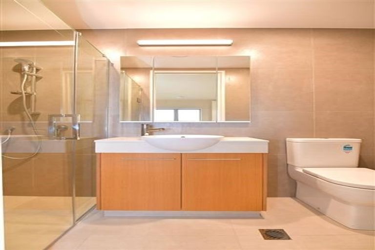 Photo of property in 315/252 Centreway Road, Orewa, 0931