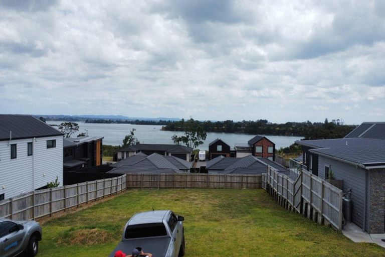 Photo of property in 14 Otohikawa Avenue, Glenbrook, 2681