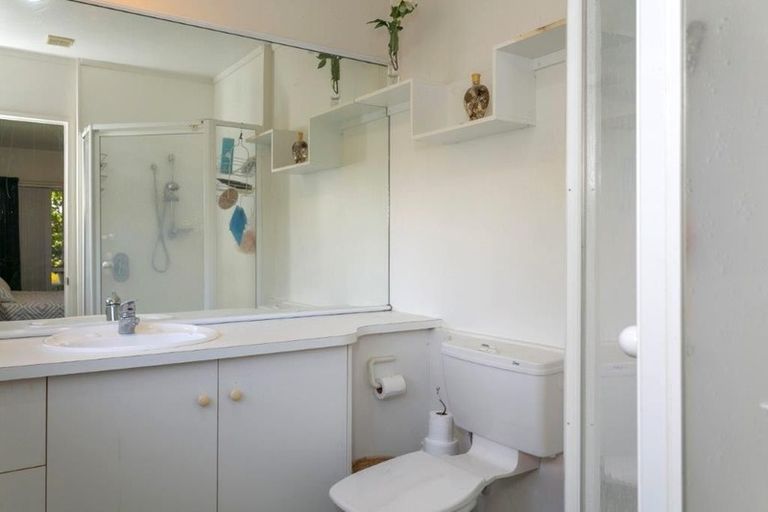 Photo of property in 29 Fairview Terrace, Waipahihi, Taupo, 3330