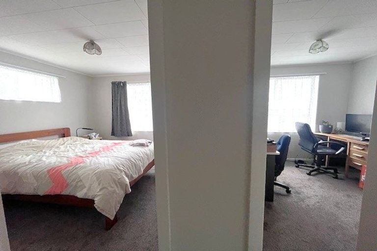 Photo of property in 2/122 William Street, Petone, Lower Hutt, 5012