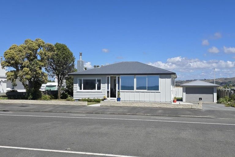 Photo of property in 97 The Esplanade, Westshore, Napier, 4110
