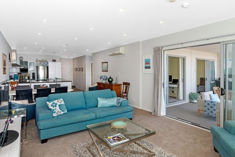 Photo of property in Bay View, 9/90 Customhouse Street, Gisborne, 4010