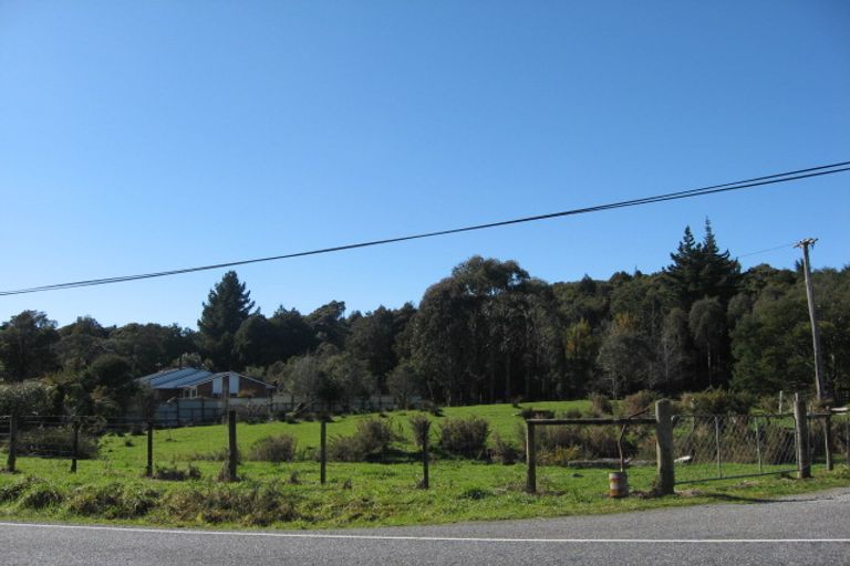 Photo of property in 35 Rutherglen Road, Paroa, Greymouth, 7805