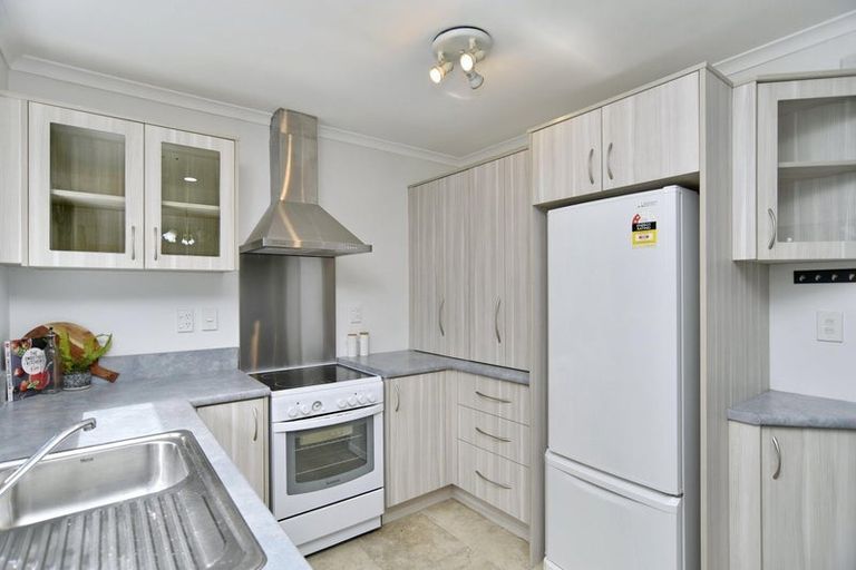 Photo of property in 24 Kowhai Avenue, Rangiora, 7400