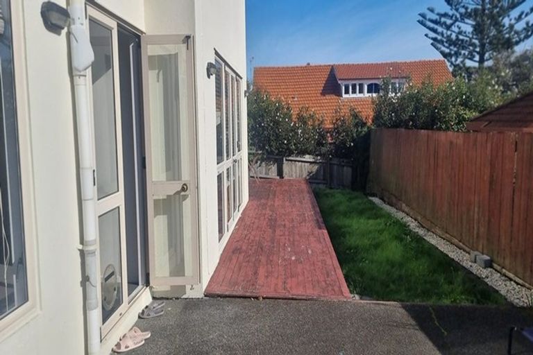 Photo of property in 2/86 Birkenhead Avenue, Birkenhead, Auckland, 0626