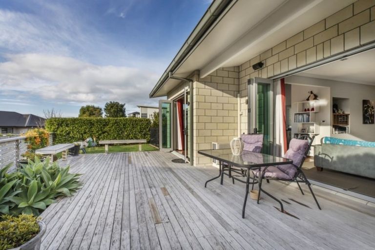 Photo of property in 7 Holyoake Terrace, Omokoroa, 3114