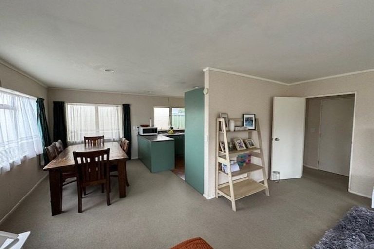 Photo of property in 166 Dickson Road, Papamoa Beach, Papamoa, 3118