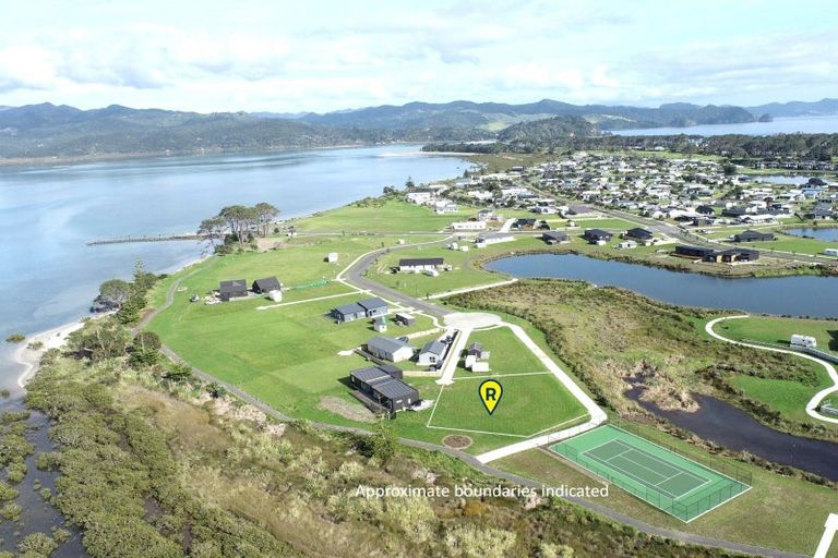 Photo of property in 42 Taniwha Place, Matarangi, 3592