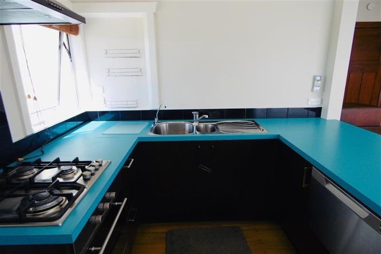 Photo of property in 9 Beach Street, Fitzroy, New Plymouth, 4312