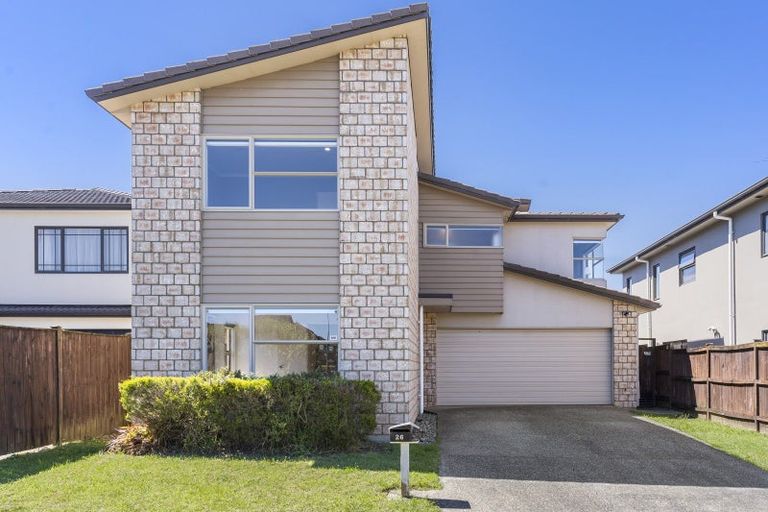 Photo of property in 26 Heidi Crescent, Flat Bush, Auckland, 2016