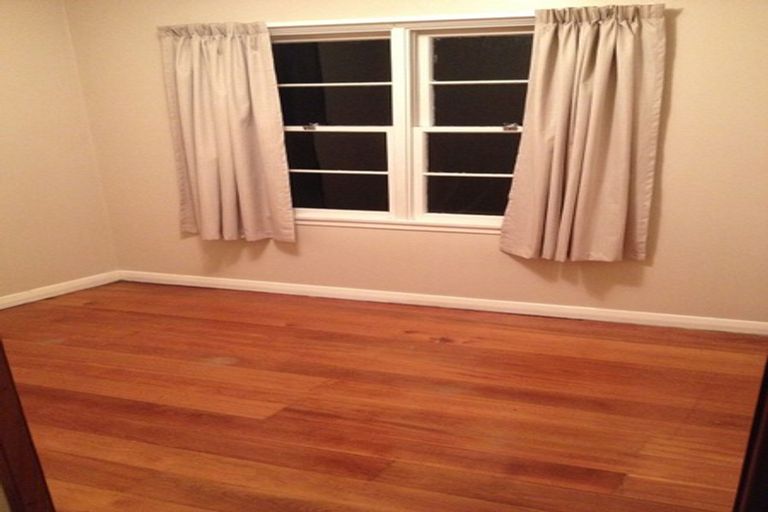 Photo of property in 19 Willowbank Road, Tawa, Wellington, 5028