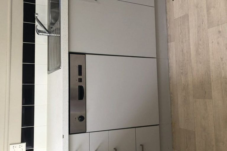 Photo of property in 13 Kaplan Avenue, Islington, Christchurch, 8042