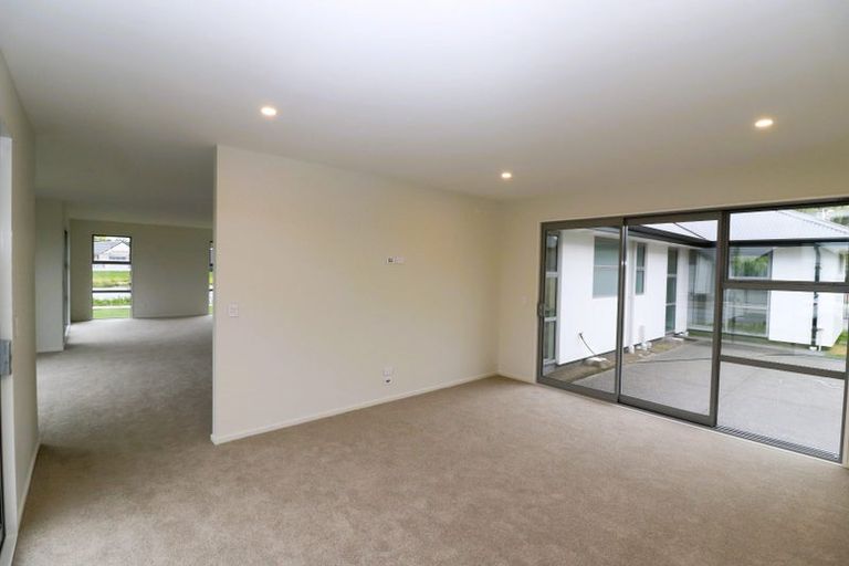 Photo of property in 3 Oakbridge Boulevard, Marshland, Christchurch, 8051
