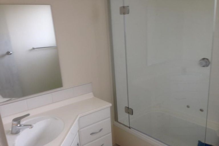 Photo of property in 1/27 Hansons Lane, Upper Riccarton, Christchurch, 8041