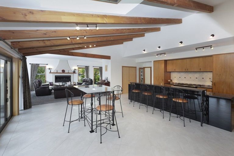 Photo of property in 12 Taunton Green, Papanui, Christchurch, 8052