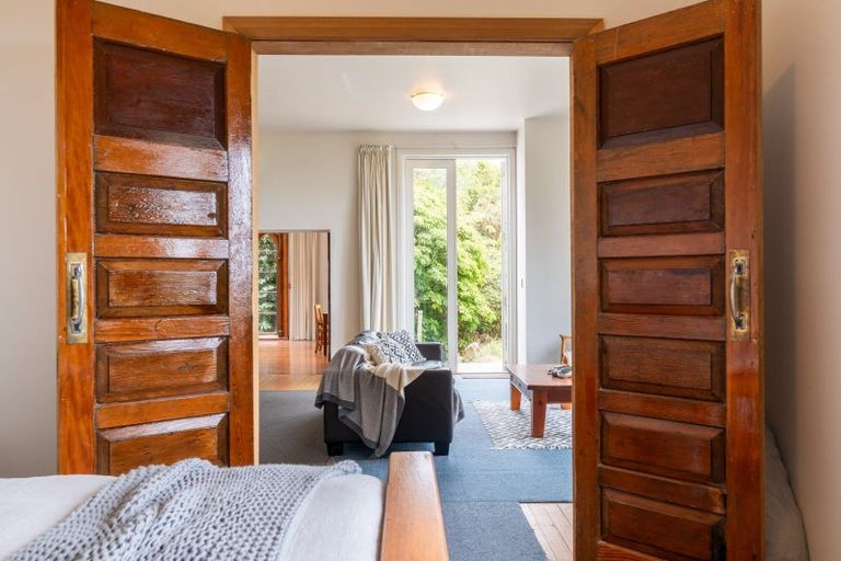 Photo of property in 142 Ravenswood Road, Saint Clair, Dunedin, 9012